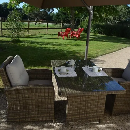 Domaine De La Brochetiere Bed & Breakfast *